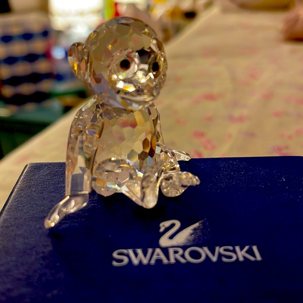 Swarovski Crystal Chimpanzee Monkey - Picture 9 of 10